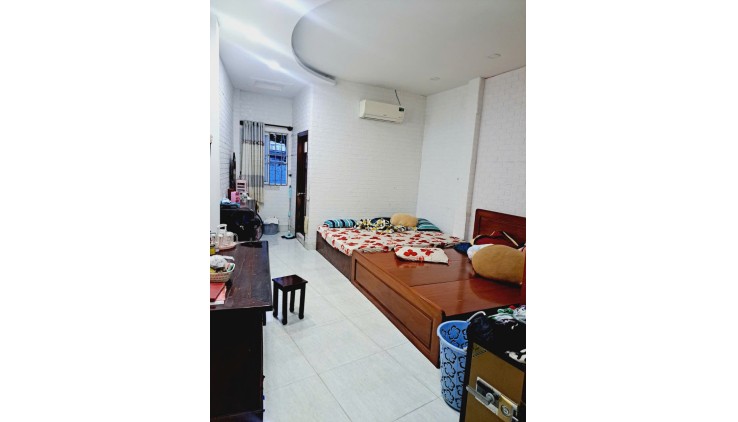 Ngộp Tô Hiến Thành - HXH vô nhà  Quận 10 - 4x16m2 - 4 tầng
